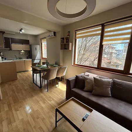 Sunwave 2 Bedrooms Center *