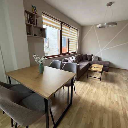 Sunwave 2 Bedrooms Center *